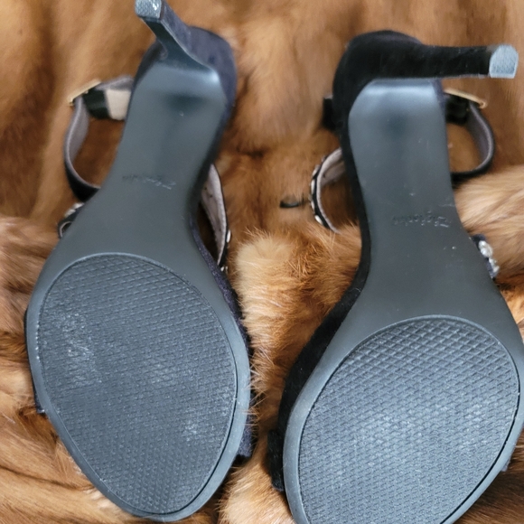 Black Rhinestone Sandals - Picture 4 of 6